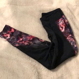 Never warn Marika leggings